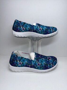 Skechers Slip-On Athletic Shoes in Teal Blue Floral, WIDE FIT